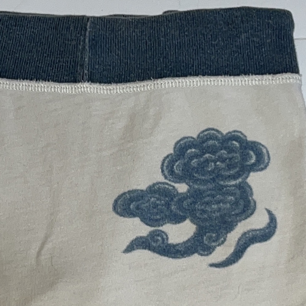 🐉🐲Lucky Brand vintage sweatpants Asian dragon 🐲Bermuda style short - Picture 10 of 11
